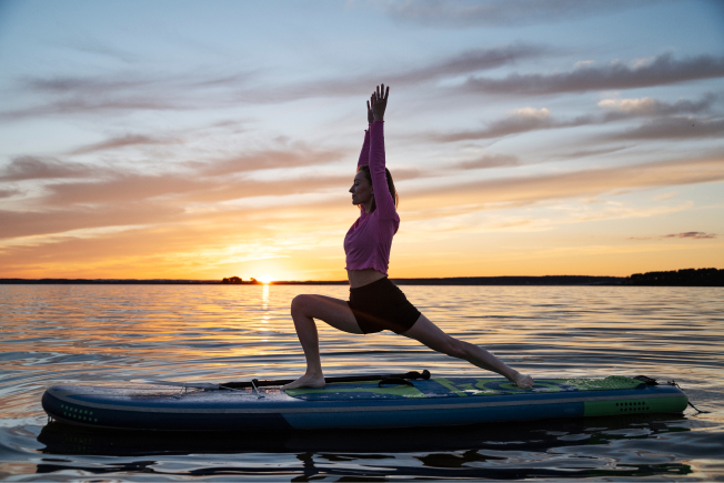 Standup Paddle Board Yoga (SUP)